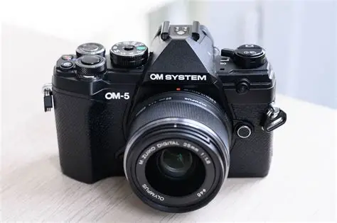 OM System OM-5